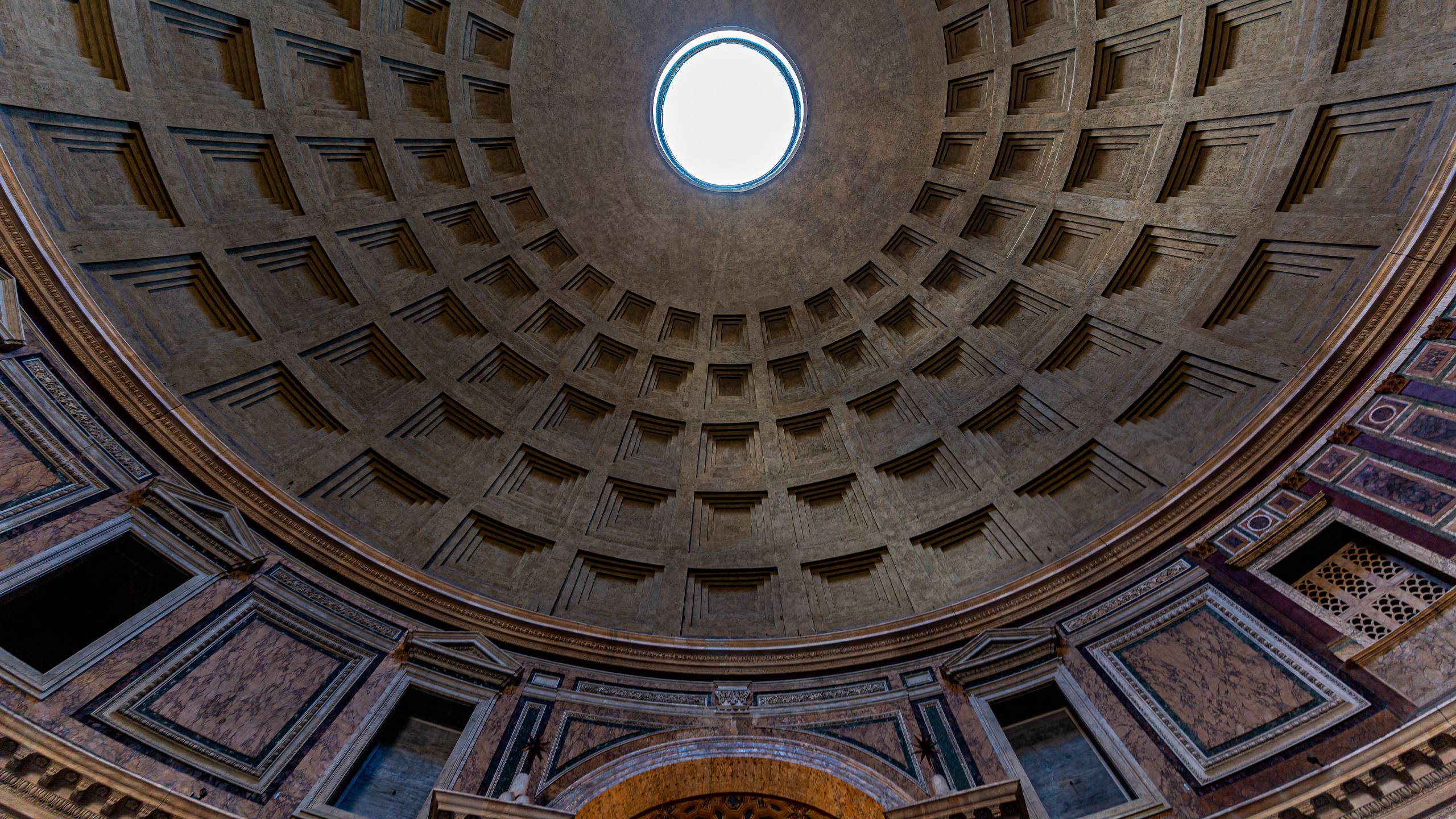 Pantheon-Suite-Rome-oculus-pantheon
